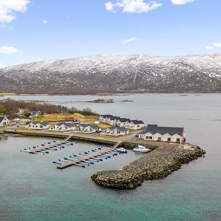 Idyllisk Sjohus Pa Naurstad Bodø Exteriér fotografie