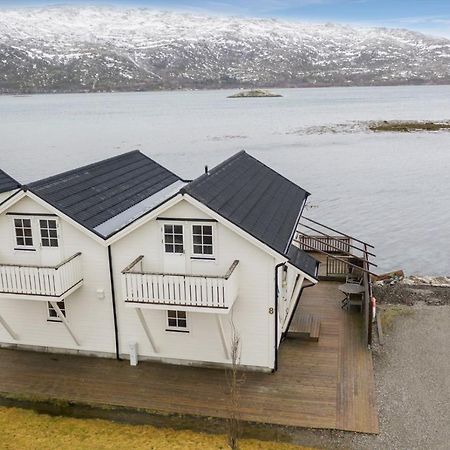 Idyllisk Sjohus Pa Naurstad Bodø Exteriér fotografie