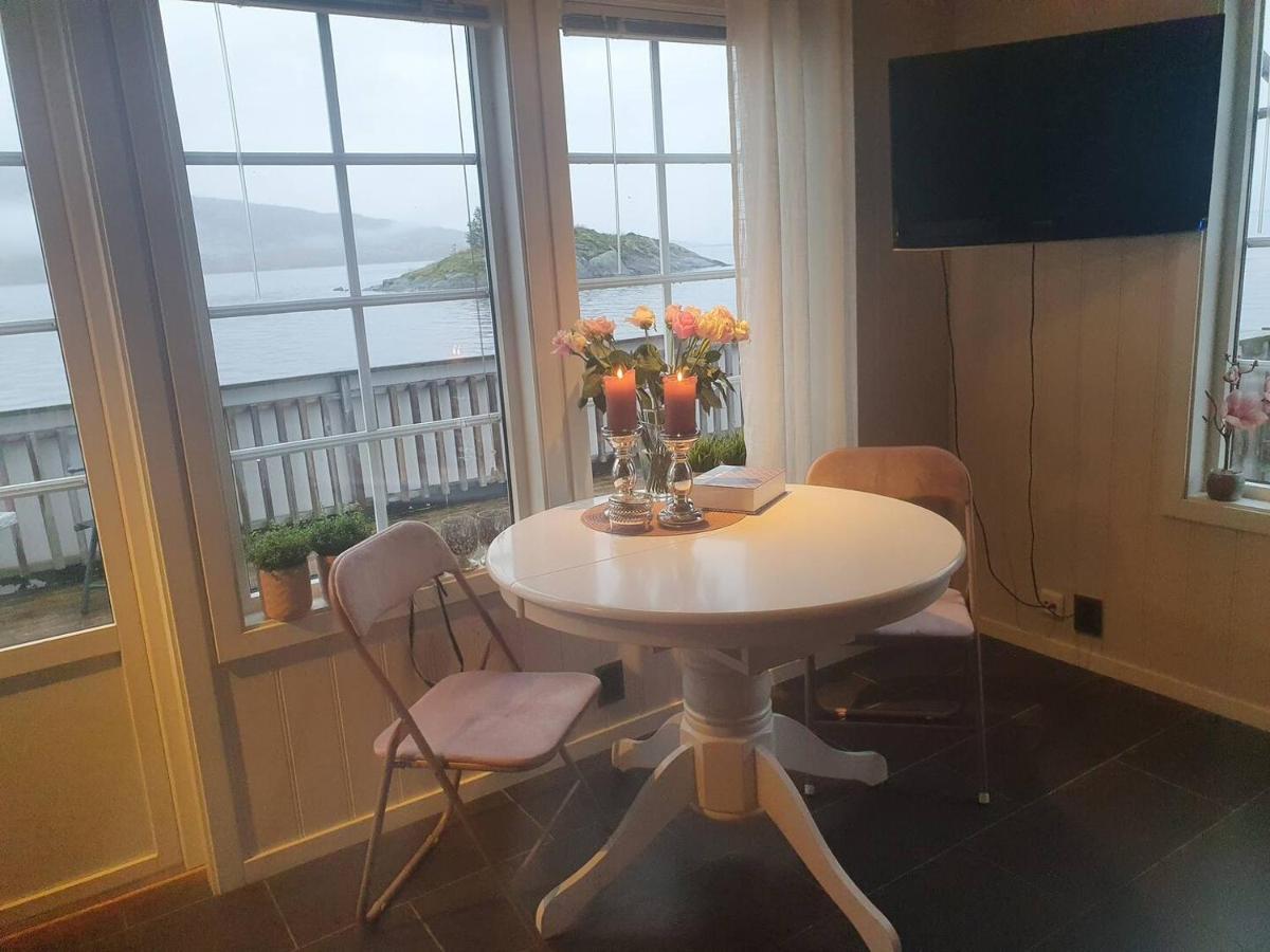 Idyllisk Sjohus Pa Naurstad Bodø Exteriér fotografie